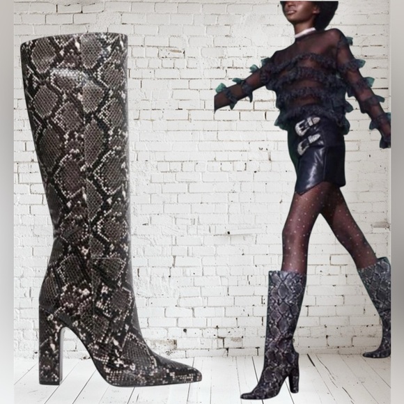 Steve Madden Rouge Black & White Snakeskin Block Heel Knee High Boots, Size 7.5 - Picture 1 of 12